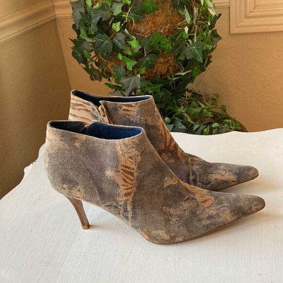 Anthropologie Rebecca Sanver Suede Tiger Print Bootie Size EUR 41 - Picture 4 of 16